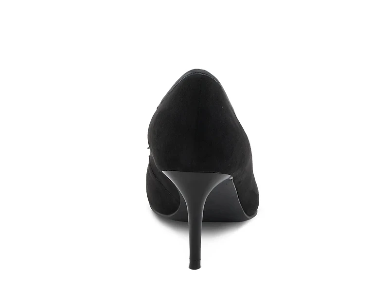 Poise Pump