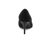 Poise Pump