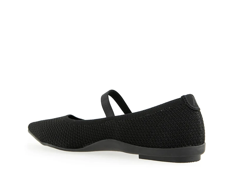 Davina Mary Jane Flat