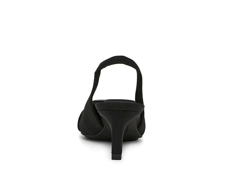 Ilanna Pump