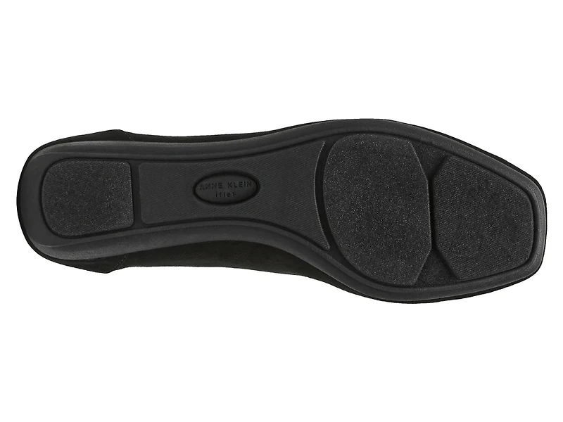 Umari Slip-On