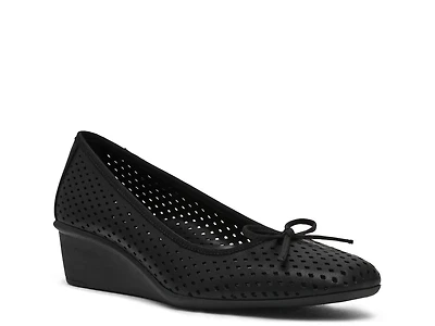 Winslett Wedge Pump
