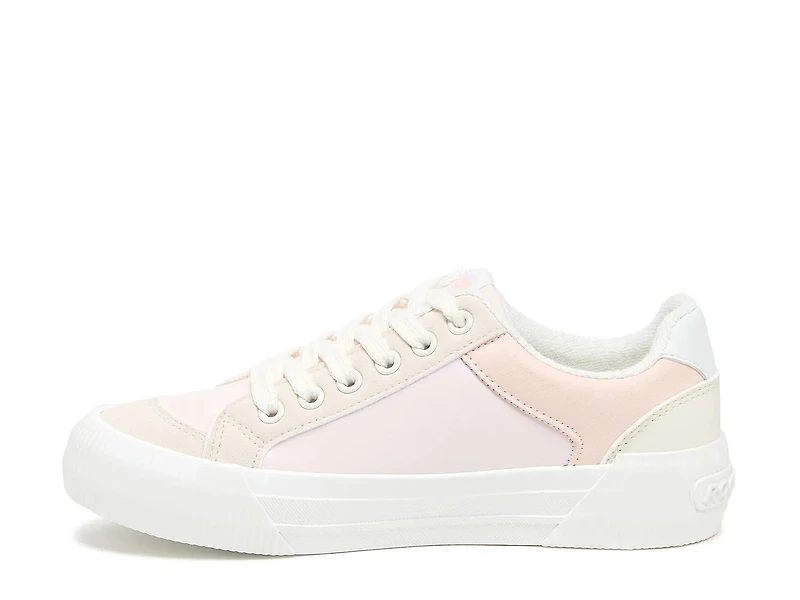 Cheery Sneaker