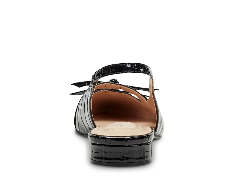 Aleeza Flat