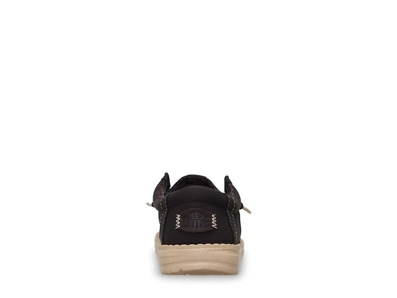 Wally Classic Slip-On