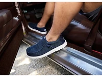 Wally Stretch Sox Slip-On