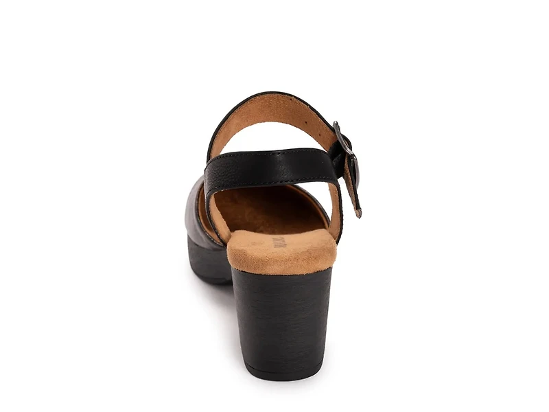 Merritt Platform Sandal