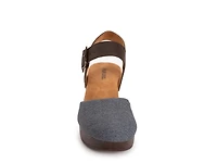 Merritt Platform Sandal