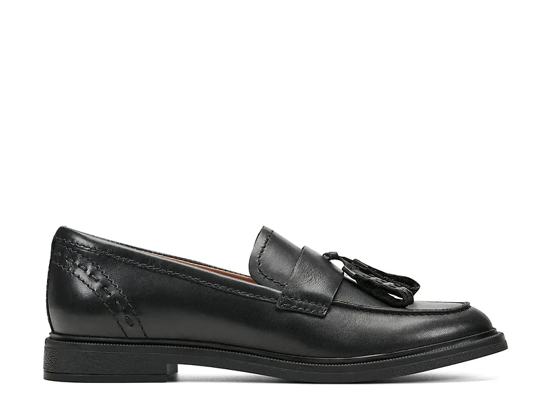 Deeana Loafer