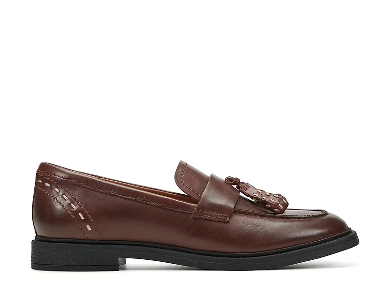 Deeana Loafer