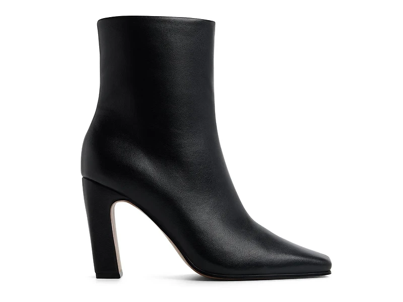 Myaa Bootie