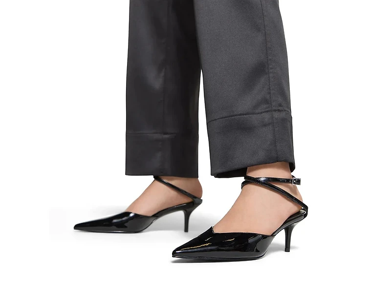 Feliccia Pump