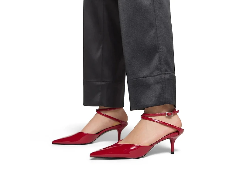 Feliccia Pump