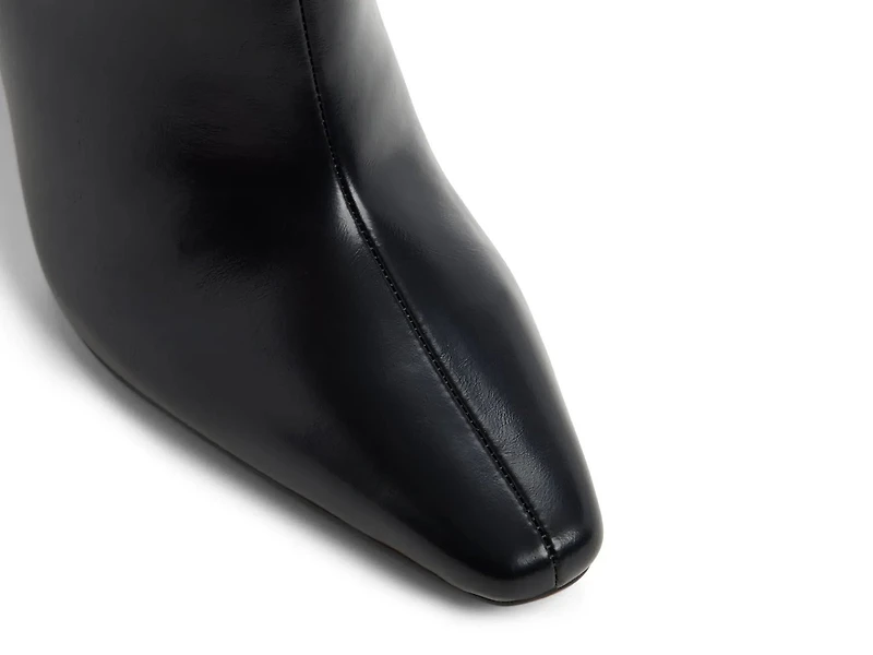 Elyne Boot