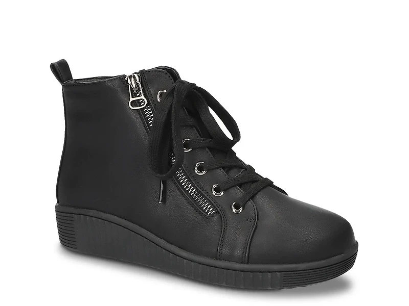 Hollyann Bootie