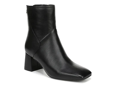 Christine Bootie