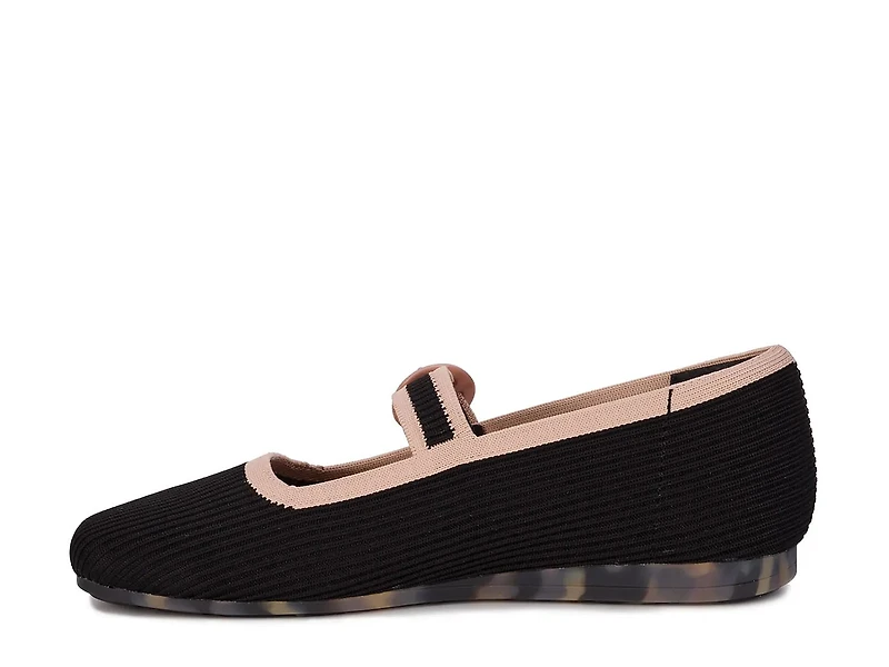 Naomi Mary Jane Flat