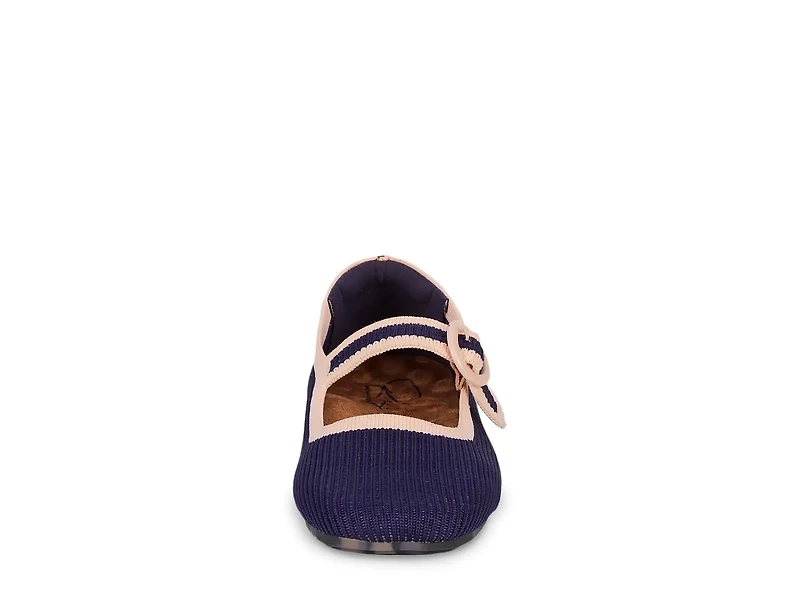 Naomi Mary Jane Flat
