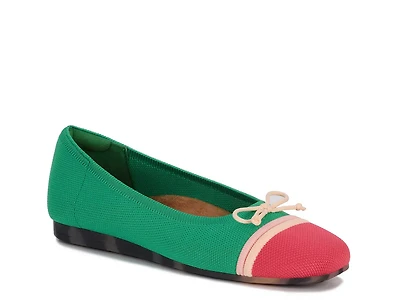 Noelle Flat