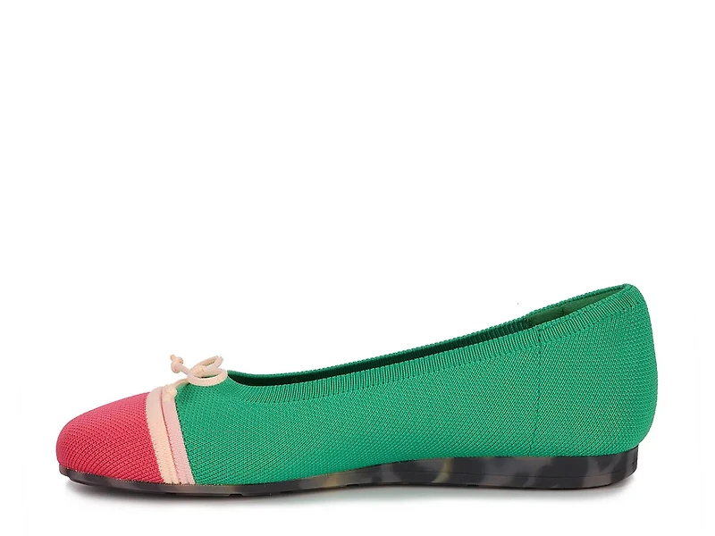Noelle Flat