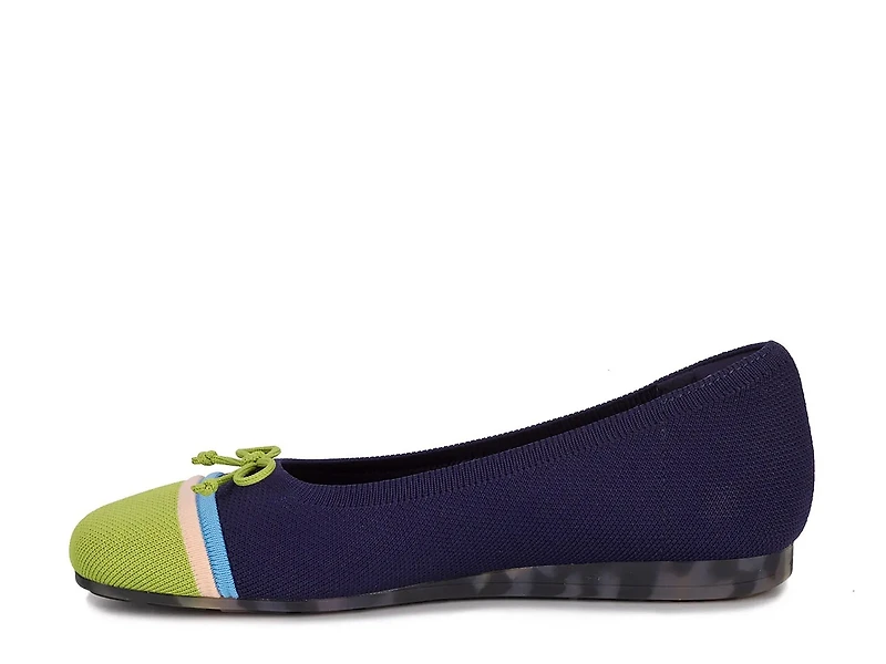 Noelle Flat
