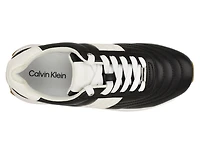 Tatyann Sneaker
