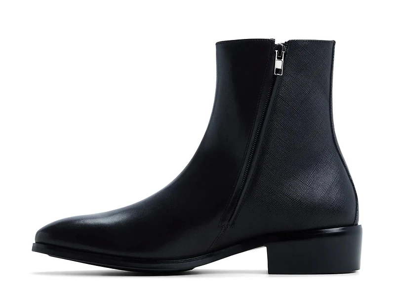 Amur Boot