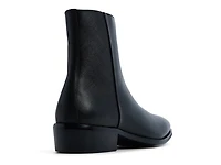 Amur Boot