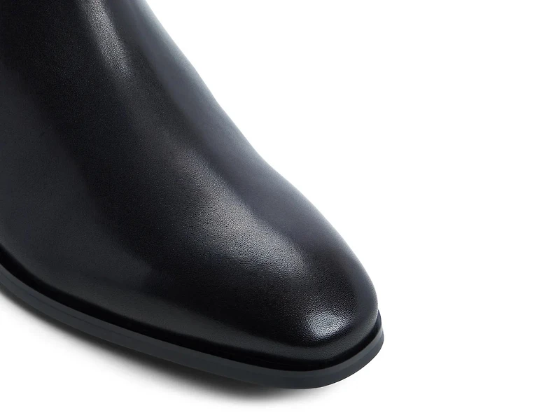 Amur Boot