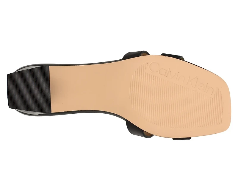 Andrae Sandal