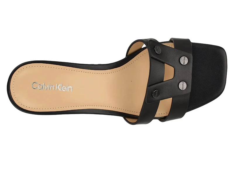 Andrae Sandal