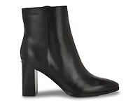 Dezzi Bootie