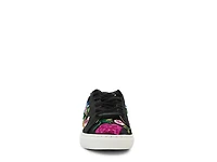 Jayla Sneaker