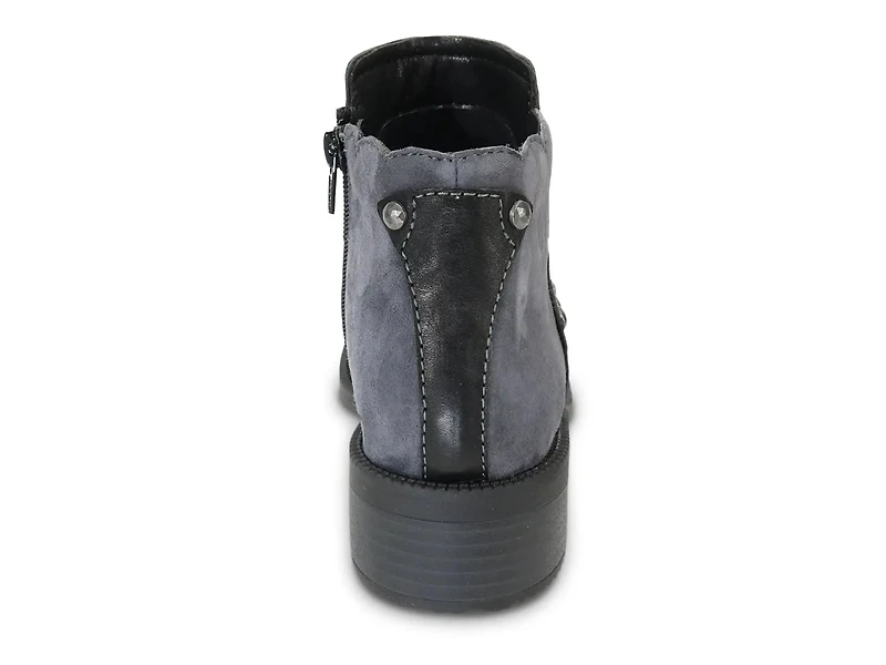 Solaris Bootie