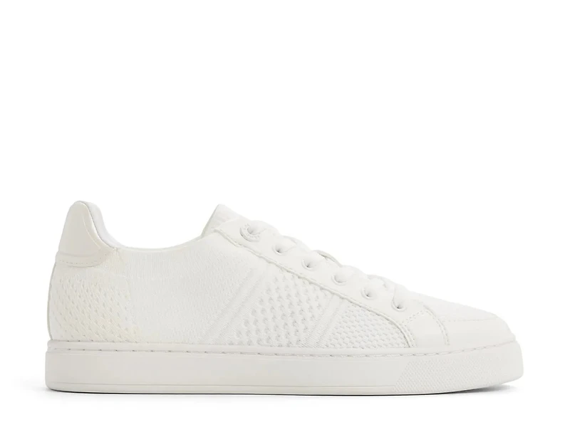 Criehar Sneaker - Women's