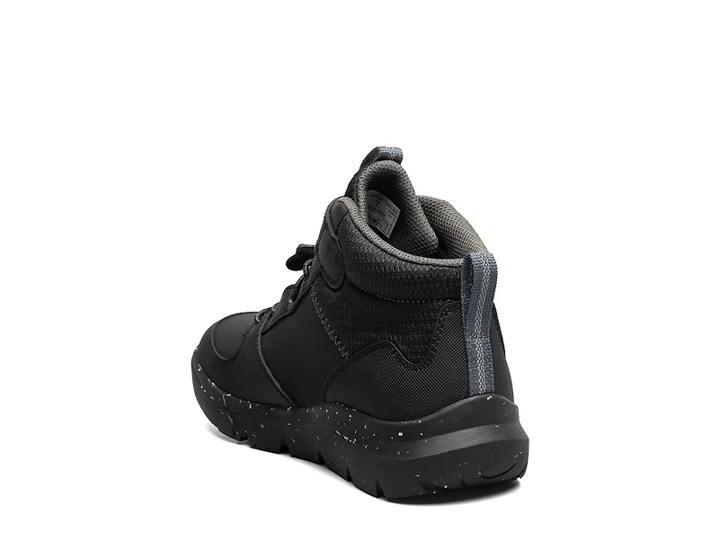 Skyline Kicker Sneaker