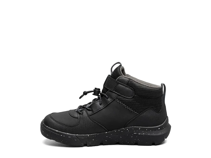 Skyline Kicker Sneaker