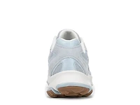 Devotion X TR 2 Lifestyle Sneaker