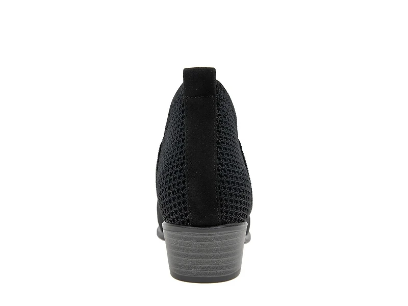Tory Bootie
