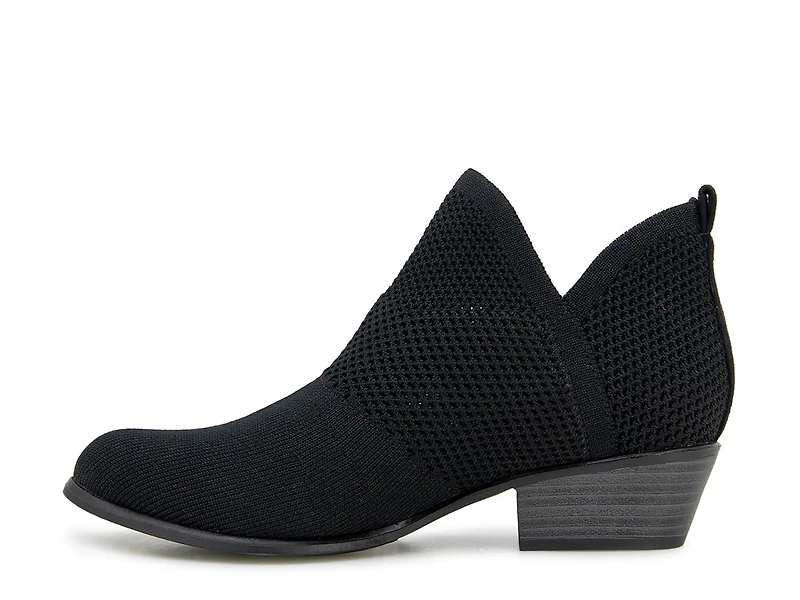 Tory Bootie