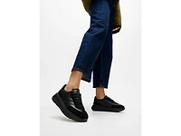F-Mode Wave Sneaker