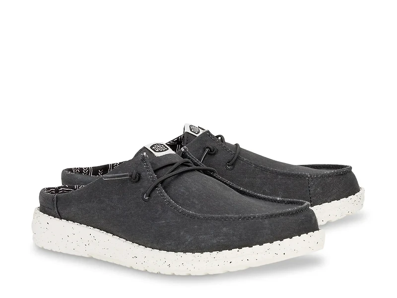 Wendy Slip Stretch Slip-On