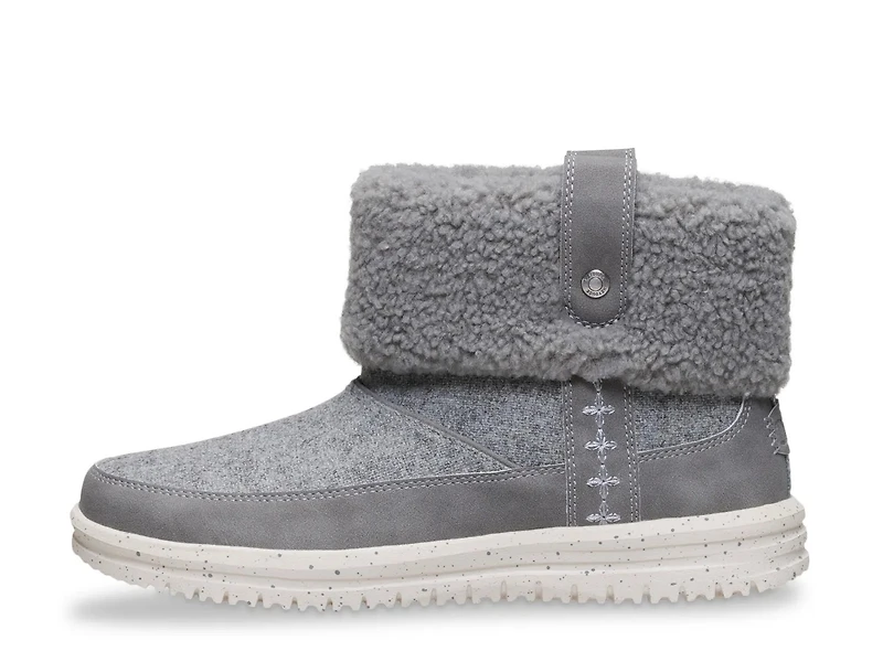 Camden Cuff Cozy Bootie