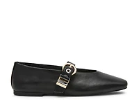 Lucia Mary Jane Flat