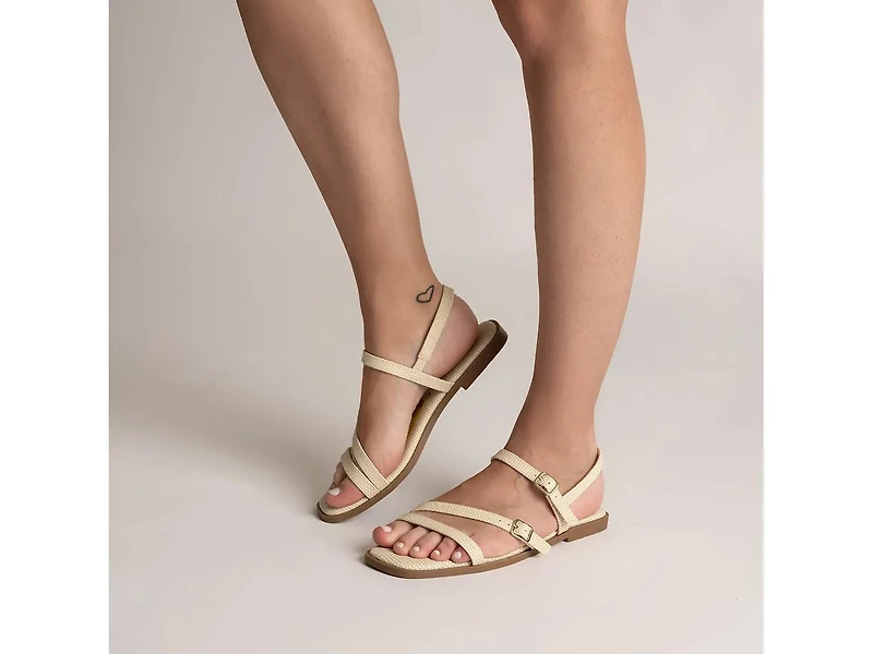 Brianna Sandal