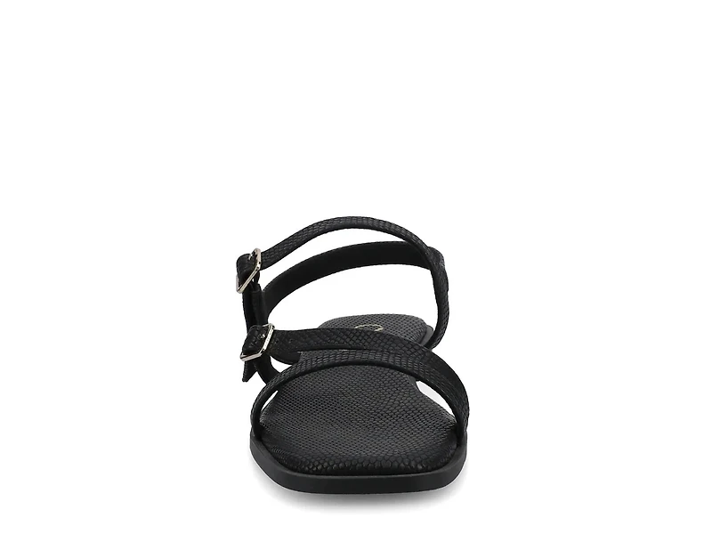 Brianna Sandal