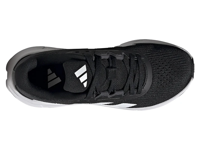 Questar 3 Running Shoe