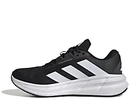 Questar 3 Running Shoe