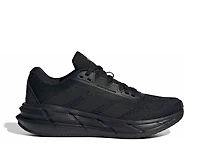 Questar 3 Running Shoe