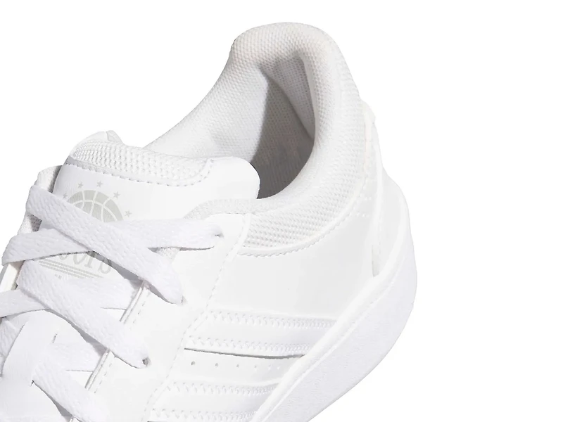 Hoops Classic Sneaker